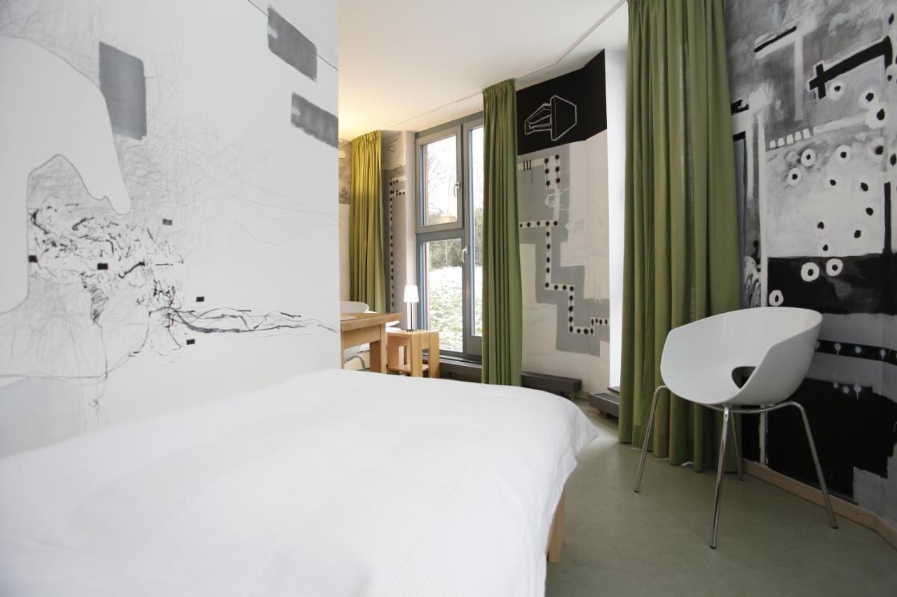 Alanus Gastehaus Hotel Alfter Exterior foto